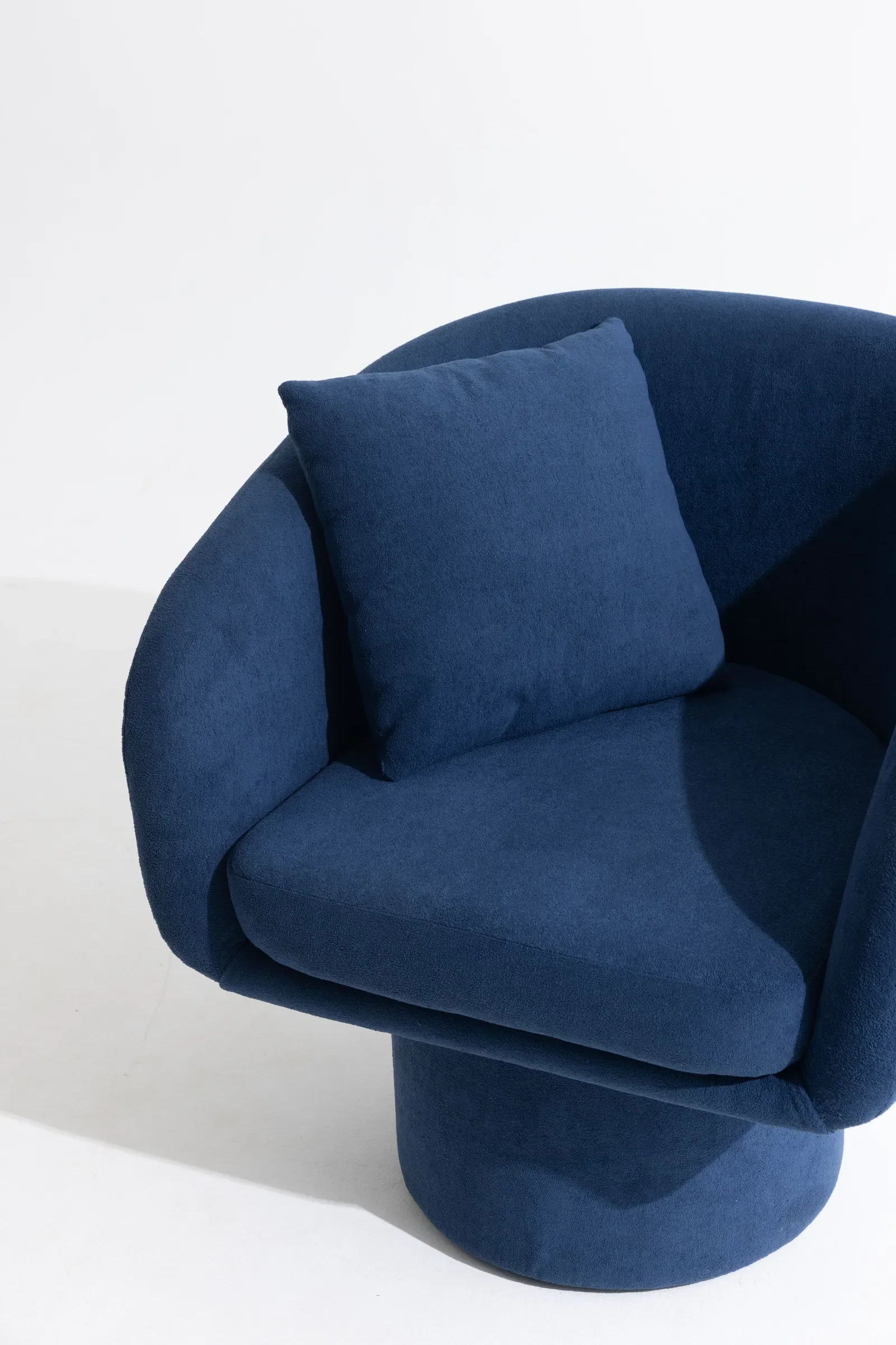 Nest Chair - product view